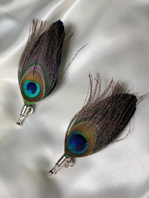 Boutonniere de plumas para el novio - Imagen 2