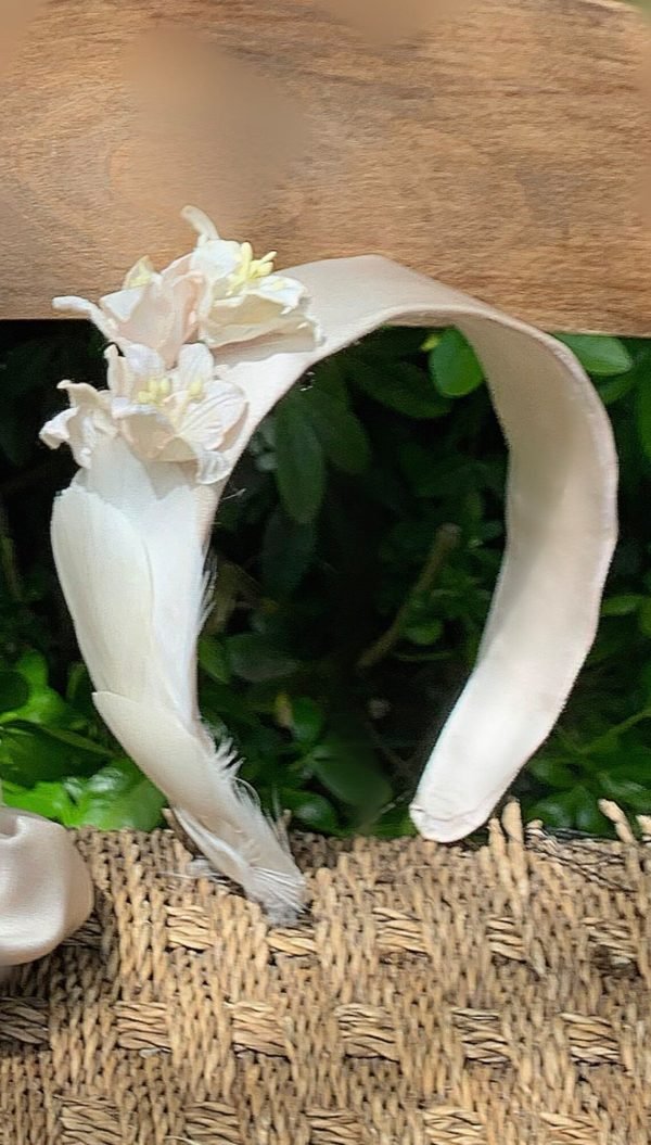 Diadema de seda Nude Novia / invitada / Comunión