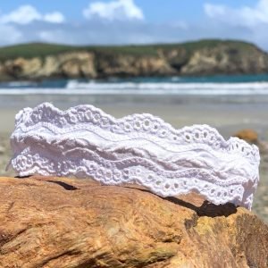 Diadema de ceremonia bordada niña / bebé / novia