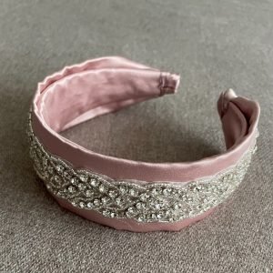 Diadema con pedrería