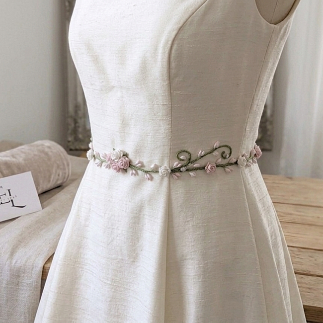 Prendido de flores boho para cinturón de novia o comunión: 3 Modelos Exclusivos